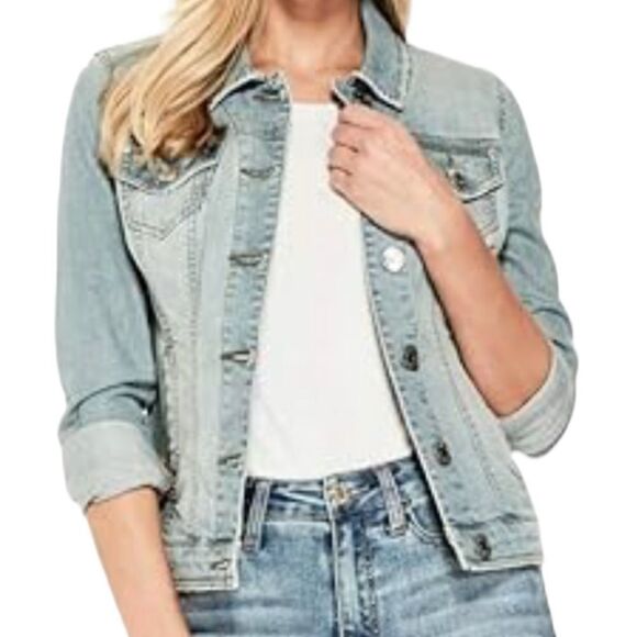 Guess ~ Lt Blue denim jacket ~size Medium - Picture 1 of 14